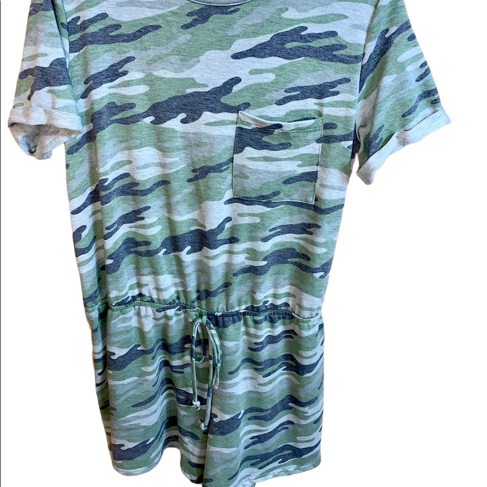 🆕 **NWOT.** camouflage Romper